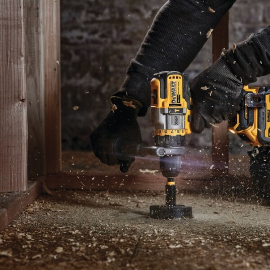 DEWALT DCD999NT-XJ grąžtas 2250 RPM 1,61 kg Juoda, Sidabras, Geltona