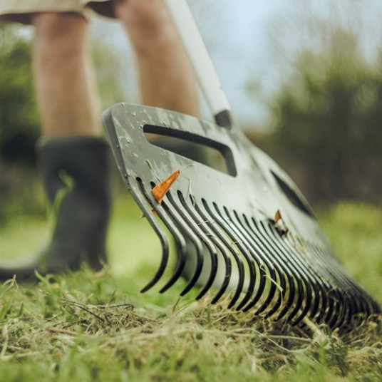 Vejos grėblys Fiskars Xact L 490 mm (1027037)