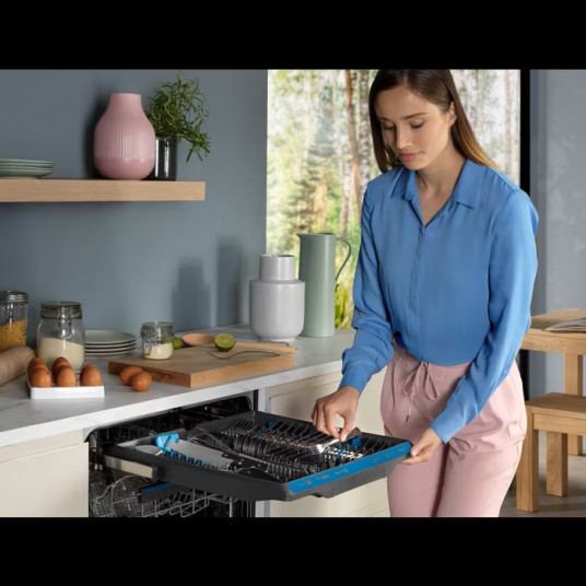 Indaplovė Electrolux ESM48310SW