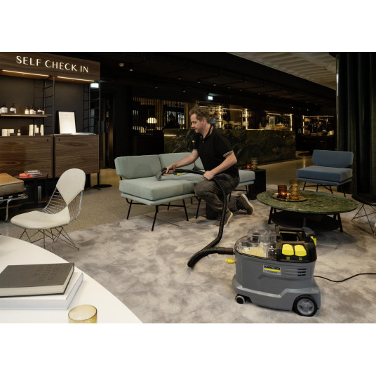 Plaunantis siurblys Karcher Puzzi 8/1 (1.100-240.0)