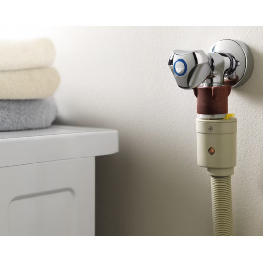 Tiekimo žarna su saugos sistema Electrolux E2WIS250A