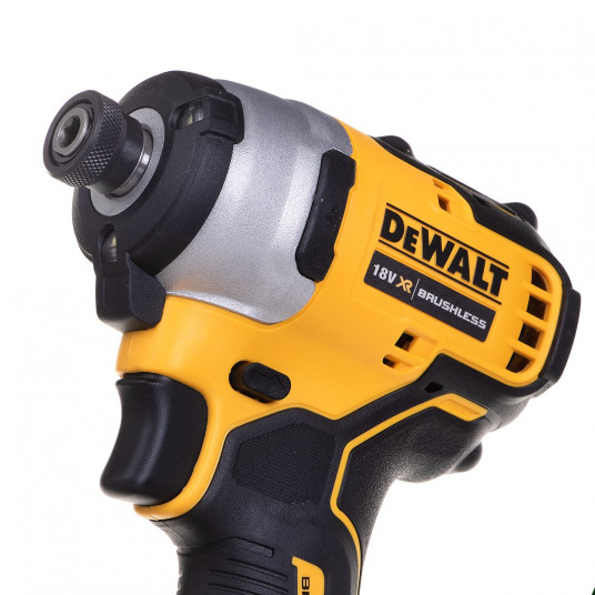 Kombinuotas įrankių rinkinys 18V 2x4,0Ah DCK2062M2T DEWALT