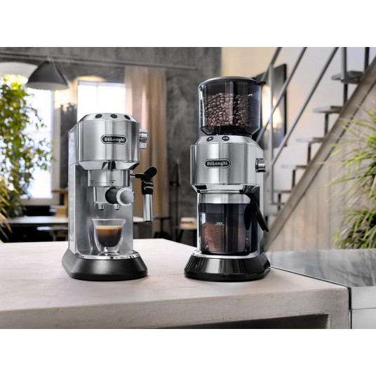 Pusiau automatinis kavos aparatas De'Longhi Dedica Style EC685.M 