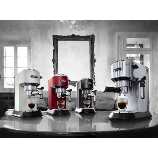 Pusiau automatinis kavos aparatas De'Longhi Dedica Style EC685.M 