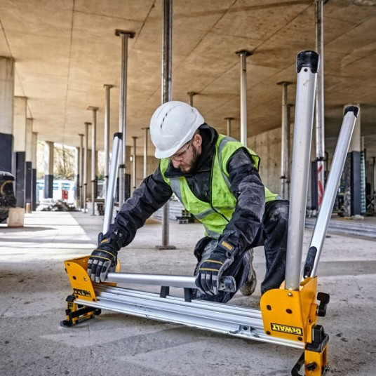 Stovas DEWALT DE7033