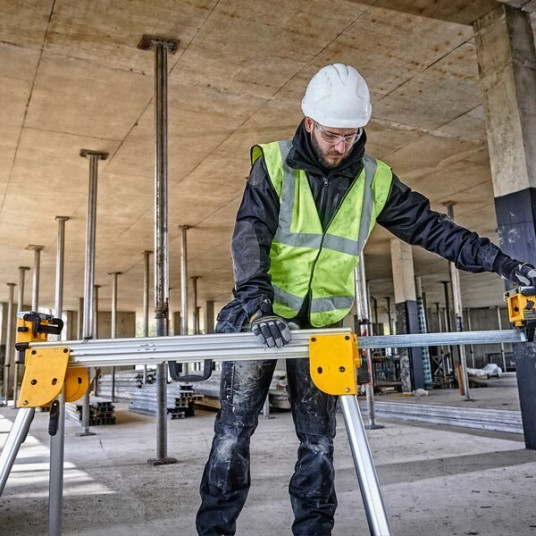 Stovas DEWALT DE7033