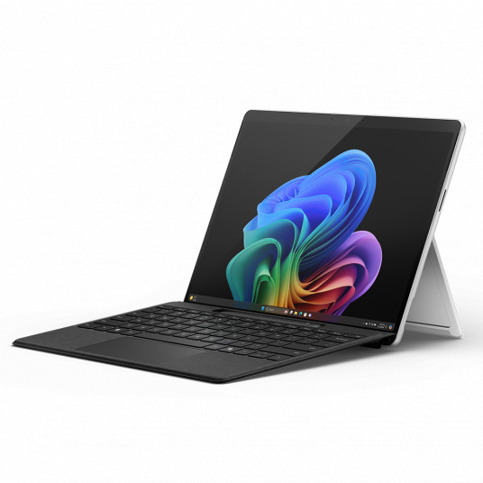Nešiojamas kompiuteris Microsoft Surface Pro – Copilot + PC – 13” touchscreen – Snapdragon® Plus – 16GB Memory – 256GB SSD – 11th Edition – Platinum