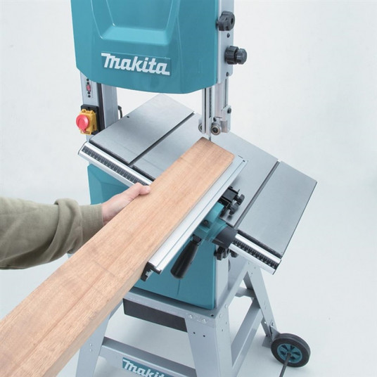 Pjūklas Makita LB1200F, 900 W