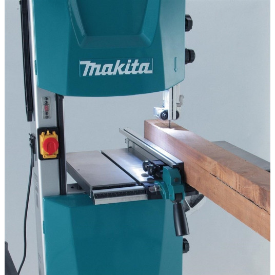 Pjūklas Makita LB1200F, 900 W