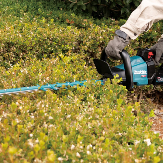 GRANDININIS PJŪKLAS 40V XGT 35CM UC004GZ01 MAKITA