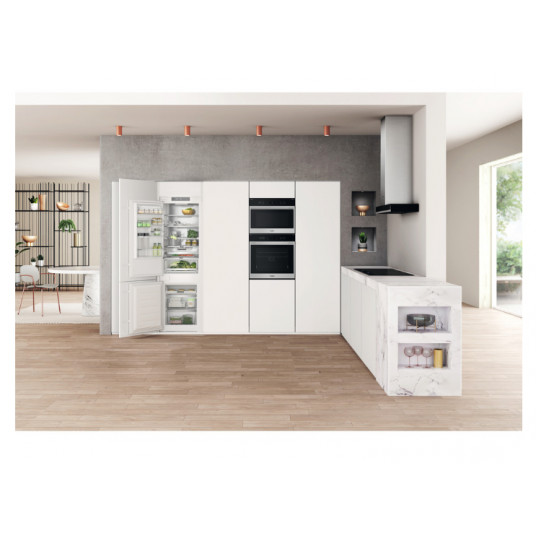 Įmontuojamas šaldytuvas Whirlpool WHC18 T574 P