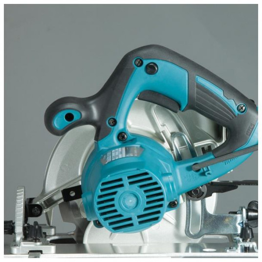 Elektrinis diskinis pjūklas Makita HS6601, 1050 W