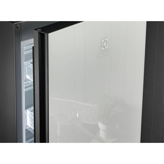 Šaldytuvas Electrolux LNT7ME36G2 