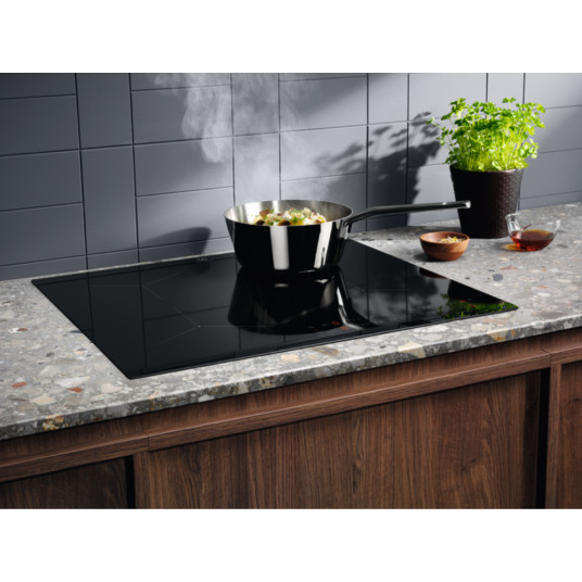 Indukcinė kaitlentė ELECTROLUX EIT61443B