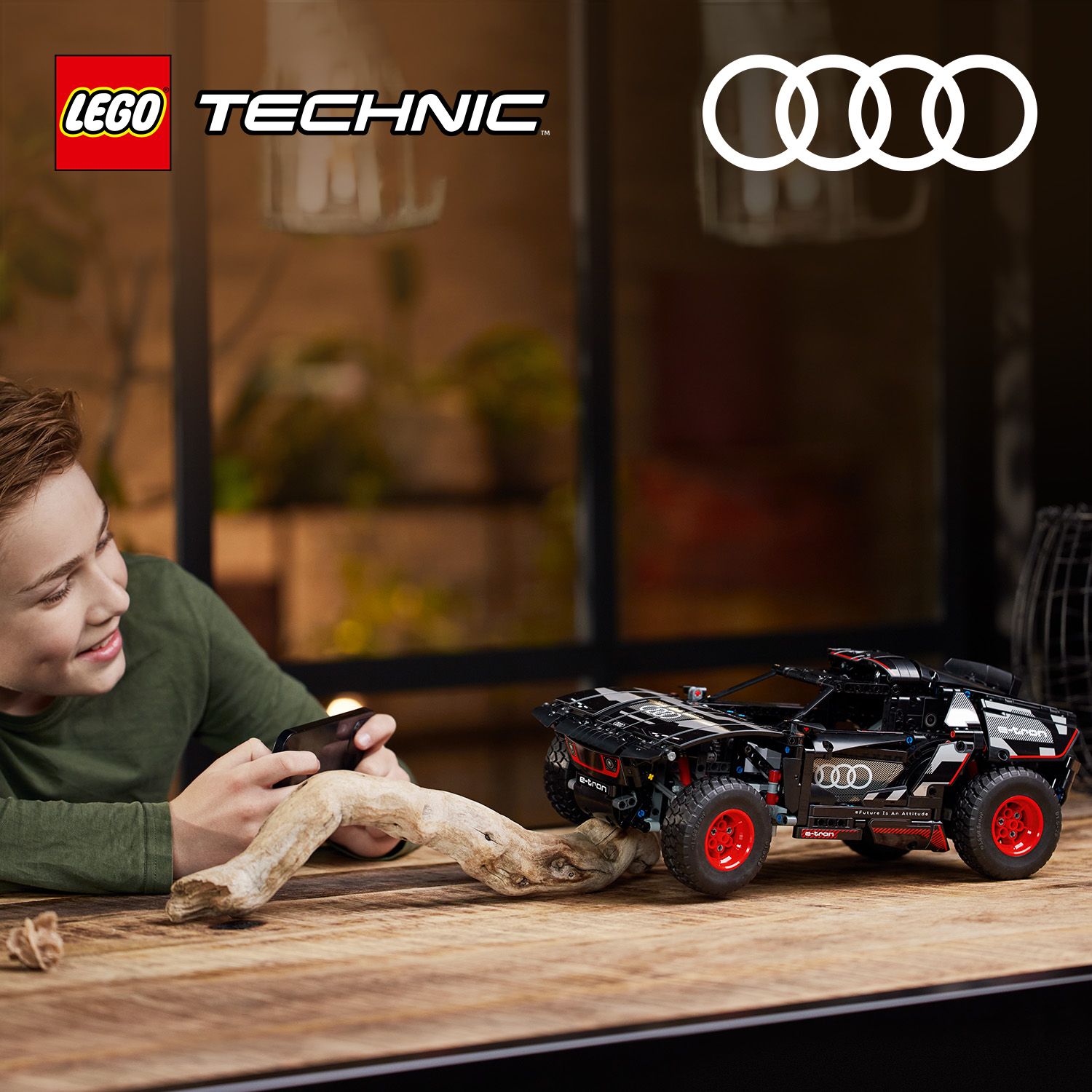 Sukonstruokite „Audi“ ralio automobilį