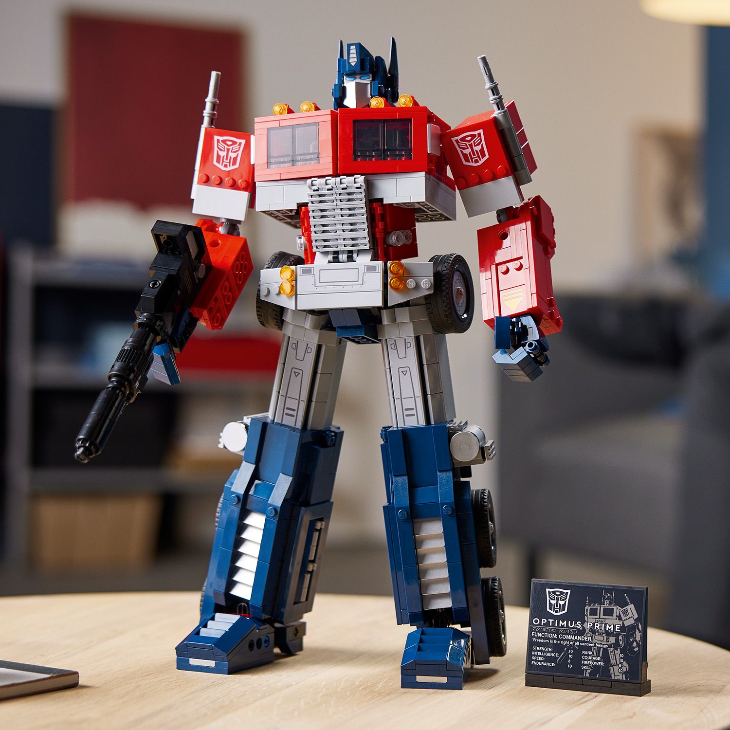 Dāvana Transformeru faniem