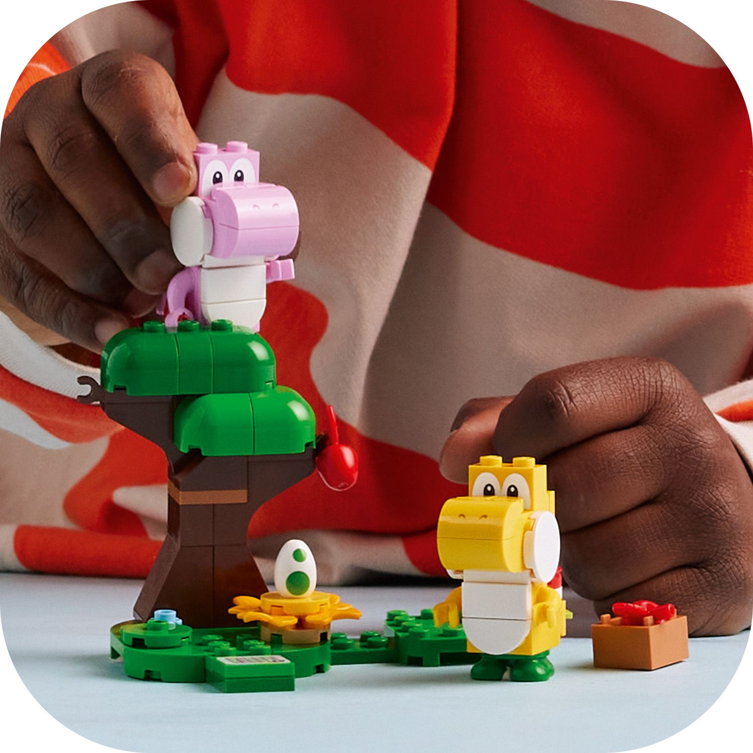 Divi LEGO® Super Mario™ tēli